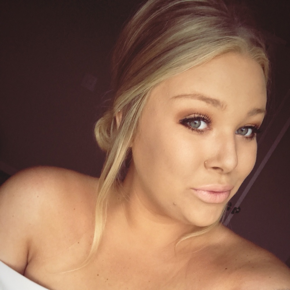 Meet your Posher, Christine